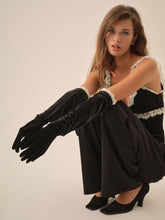 La Vie En Bow Velvet Gloves - Black