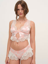 Audrey Jacquard Shorts - Peach