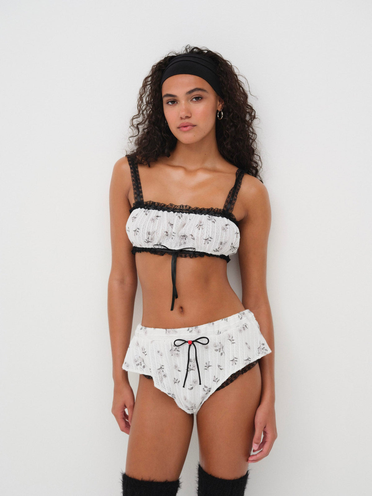 Fawn Sleep Short - White