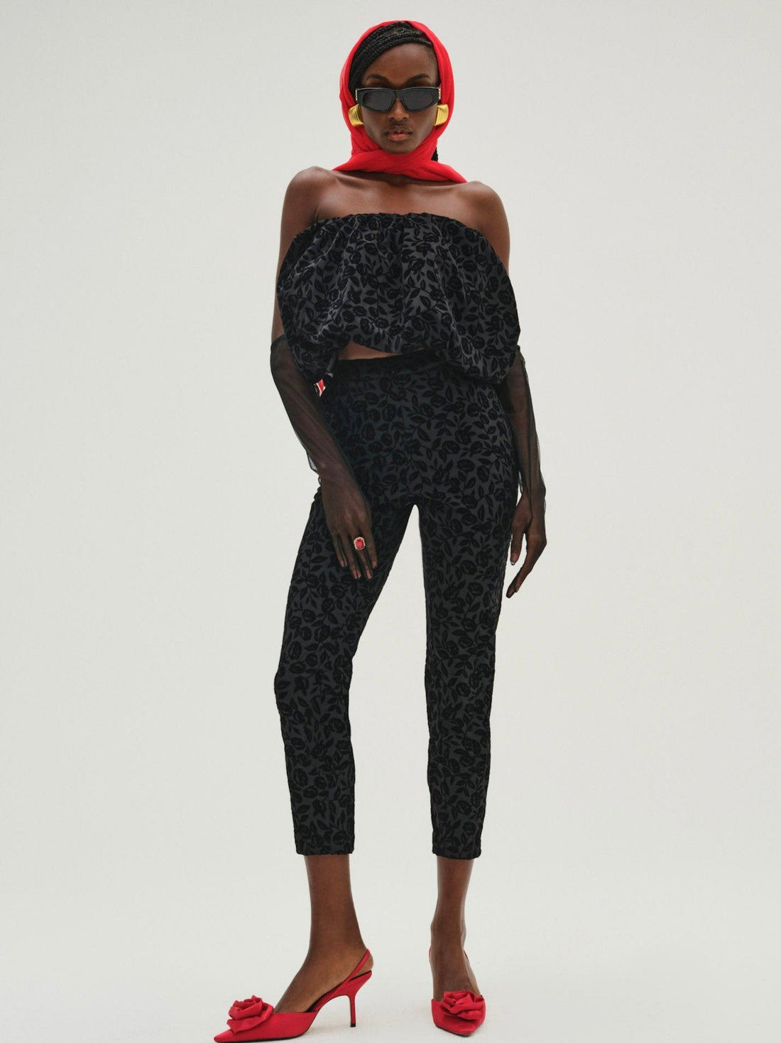 Midnight Velvet Capri Pant