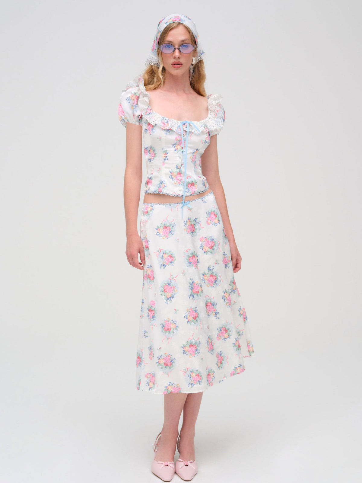 Doily Bouquet Short Sleeve Top - White