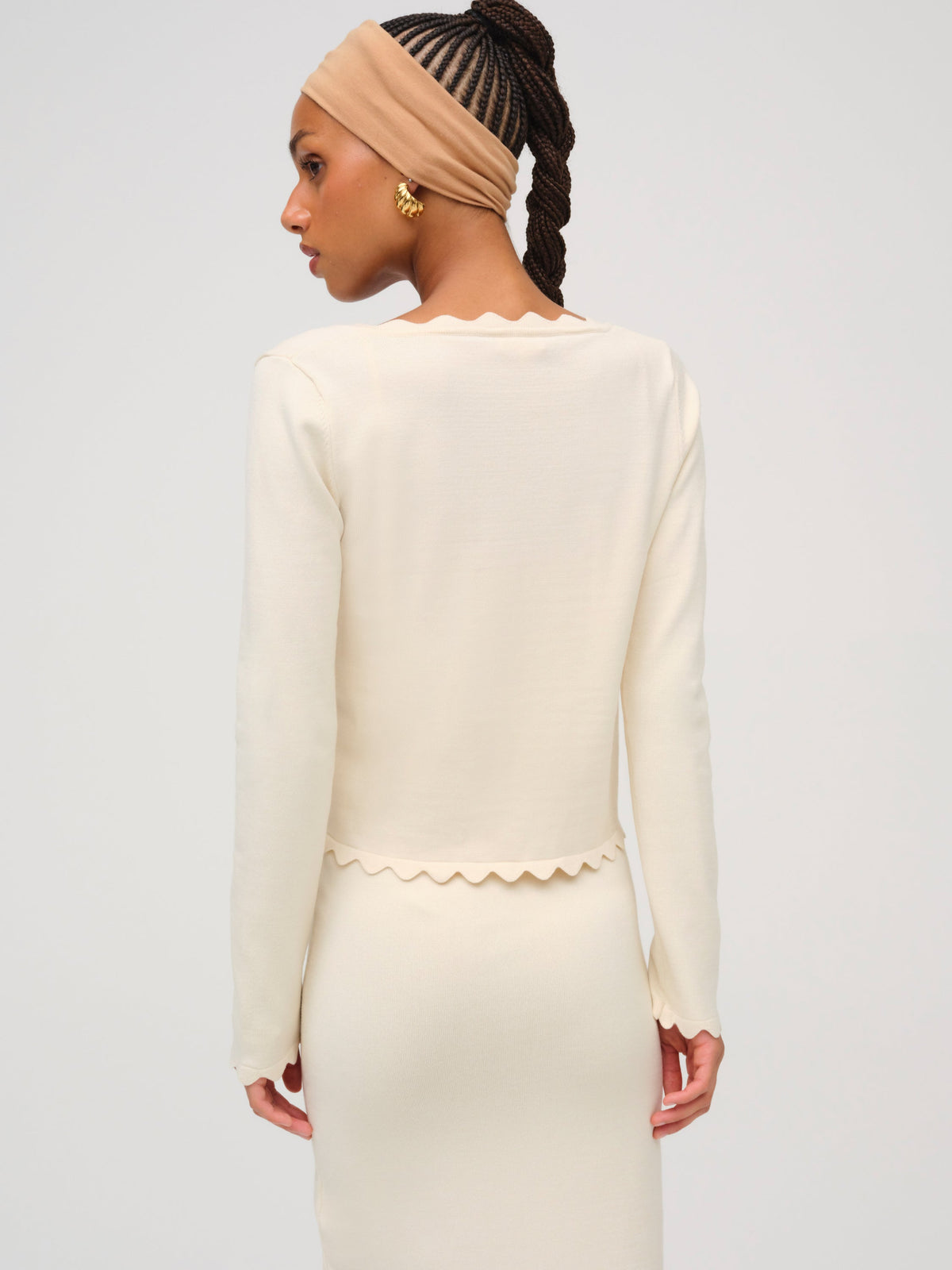 Sisi Scallop Knit Cardigan - Cream