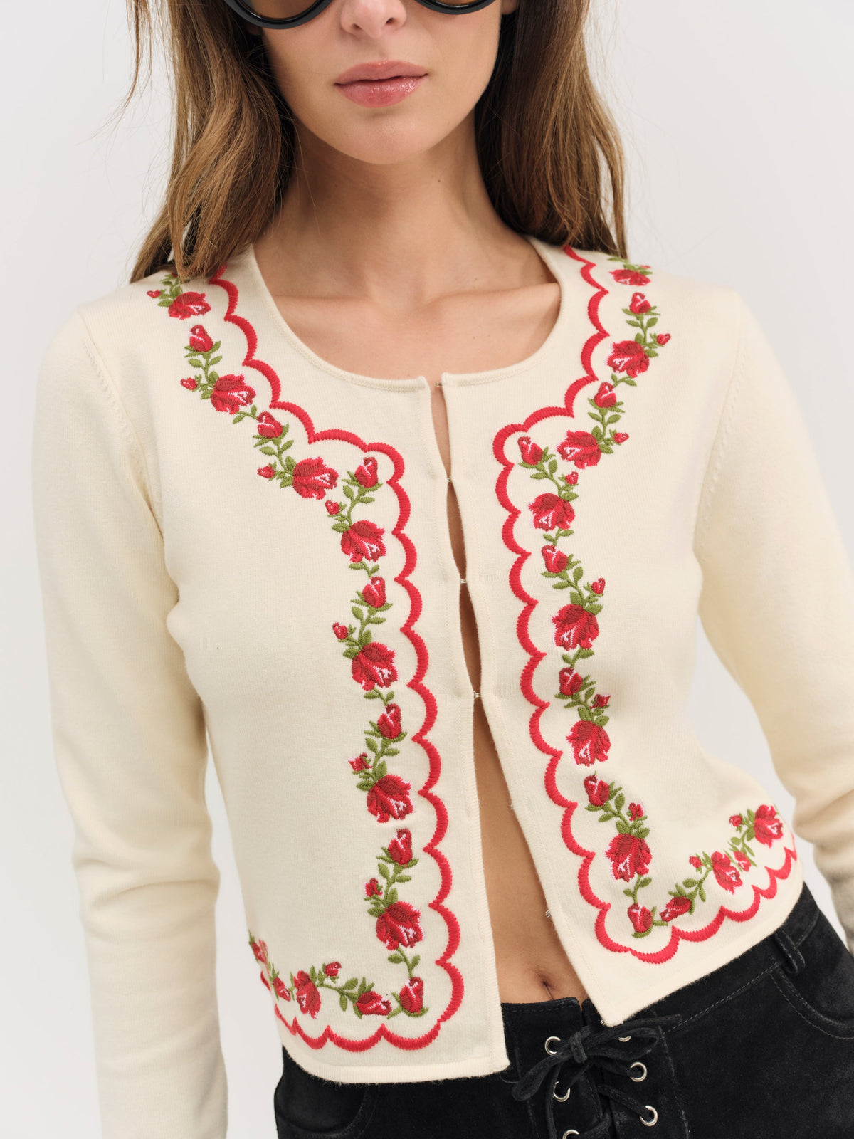 Rose Waltz Scalloped Knit Cardigan - Cream