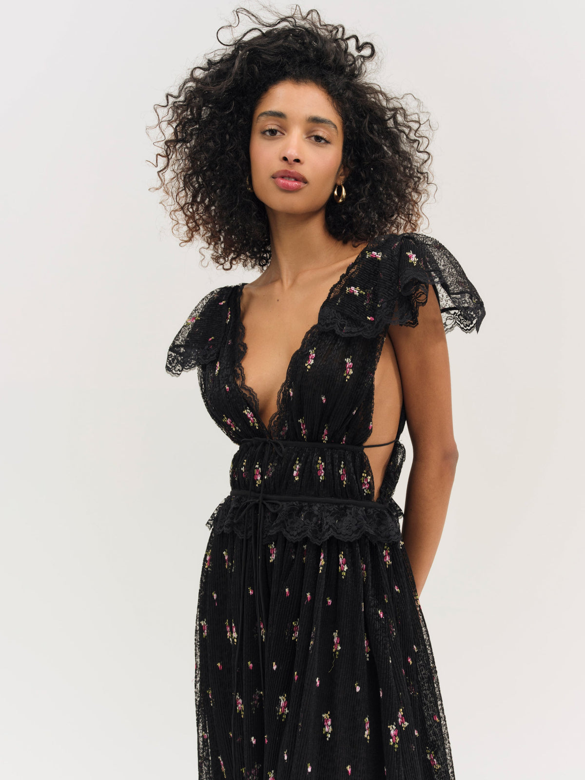 Poppy Pleated Lace Maxi Dress - Black
