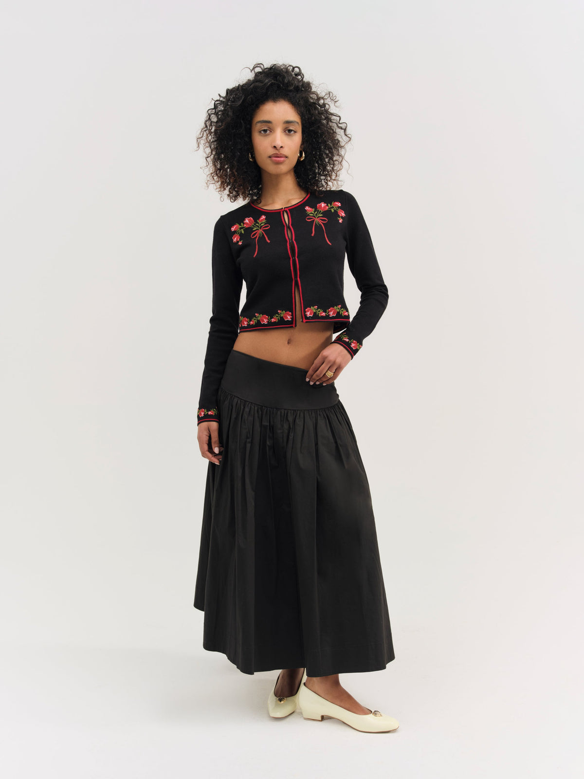 Rose Waltz Embroidered Knit Cardigan - Black