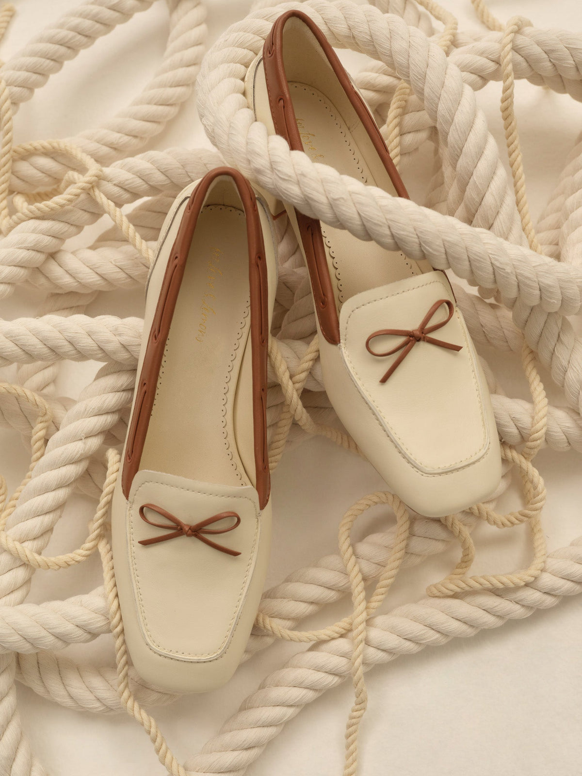 Sutton Heeled Boat Shoe - Cream