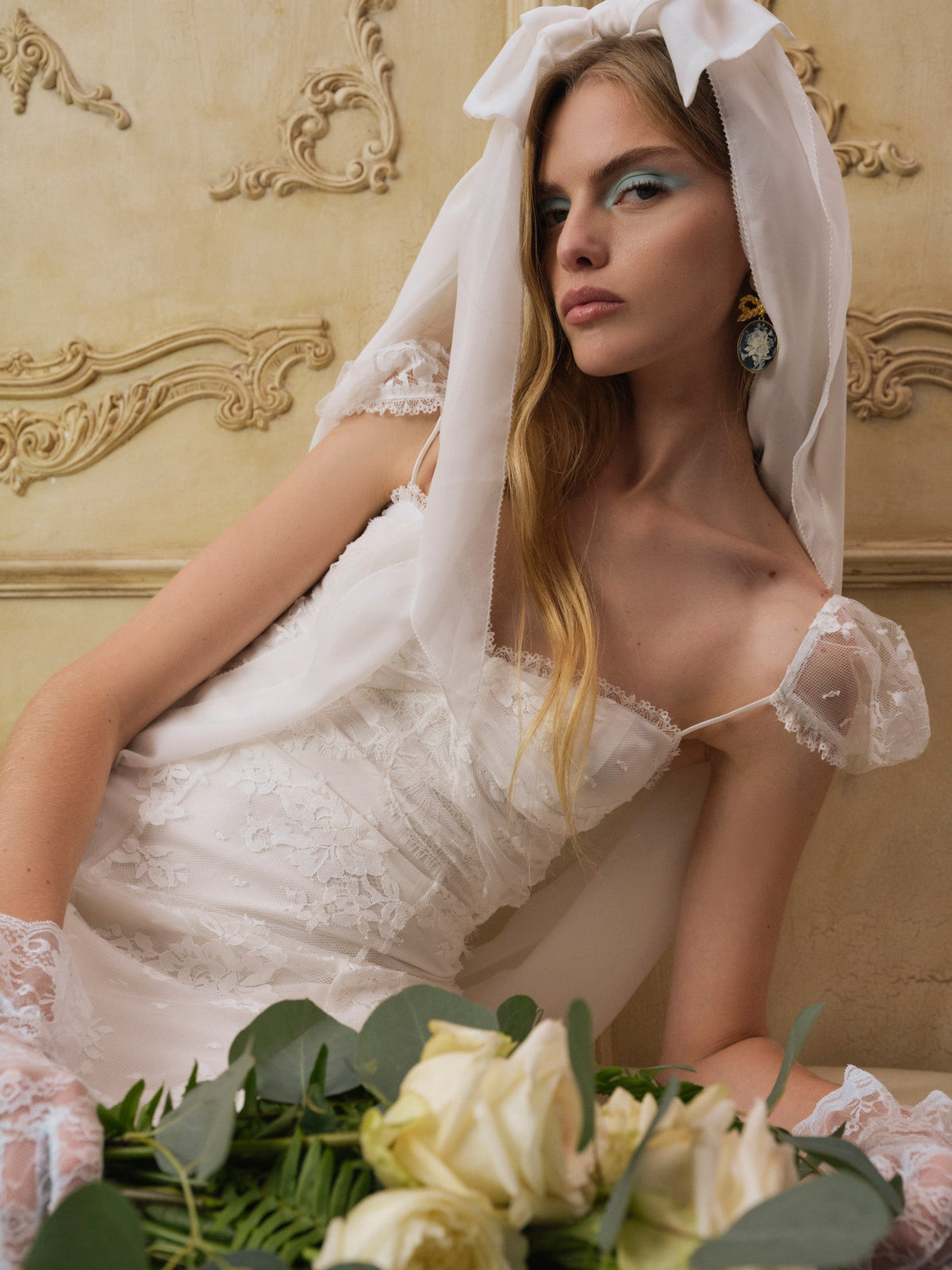 Tahlia Veil - White