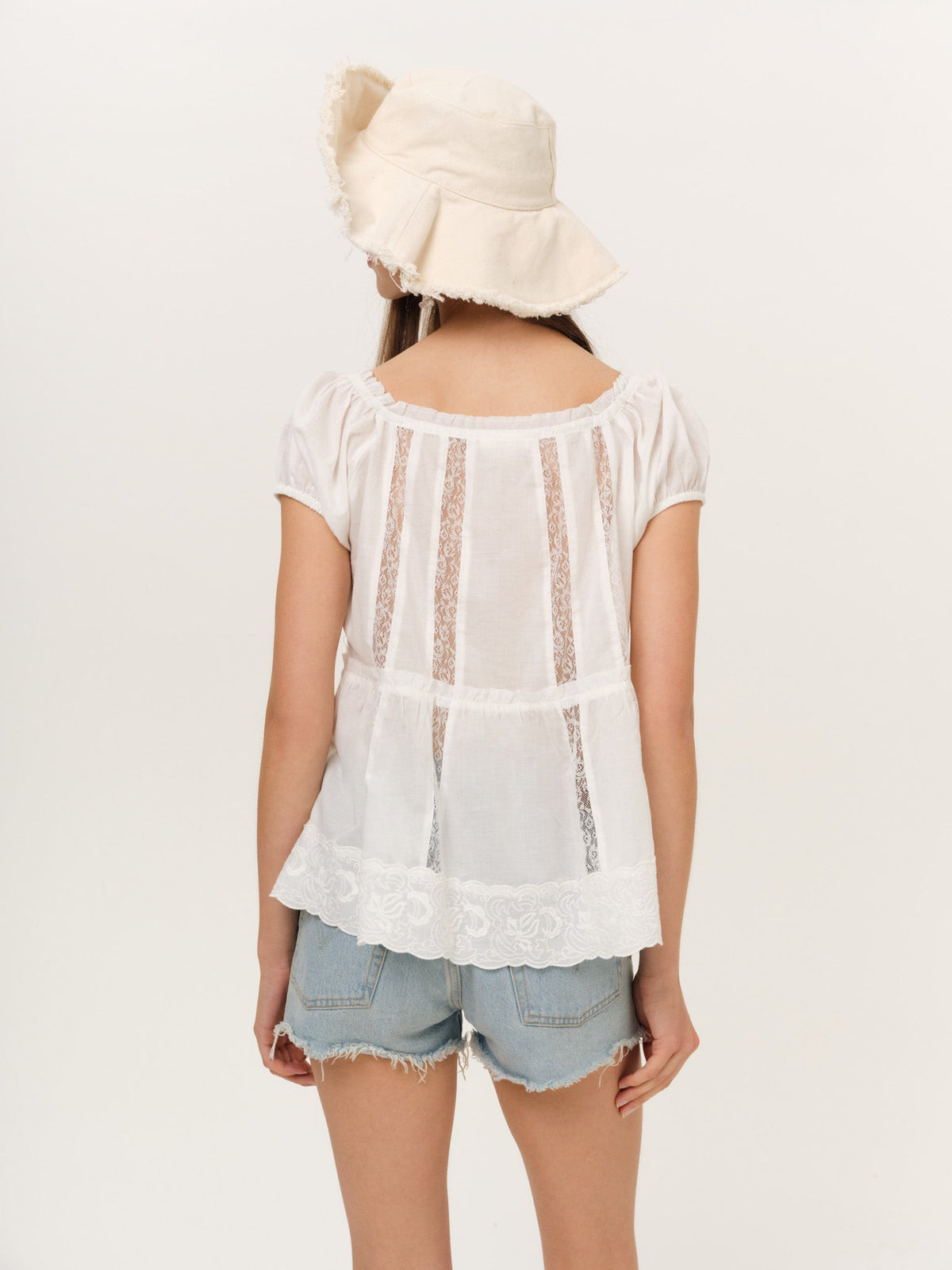 Breezy Top - White