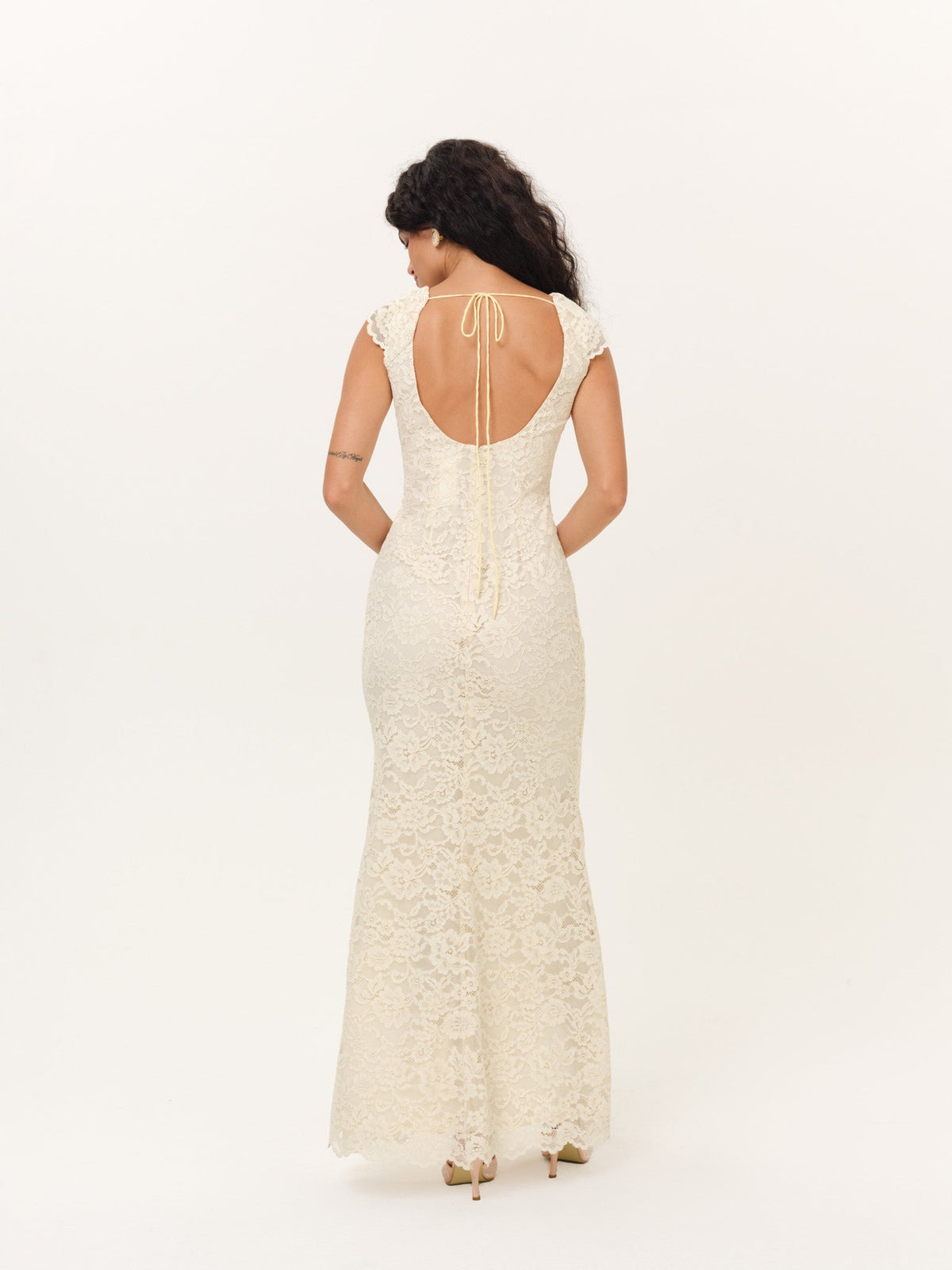 Cottage Lace Maxi Dress - Pale Yellow