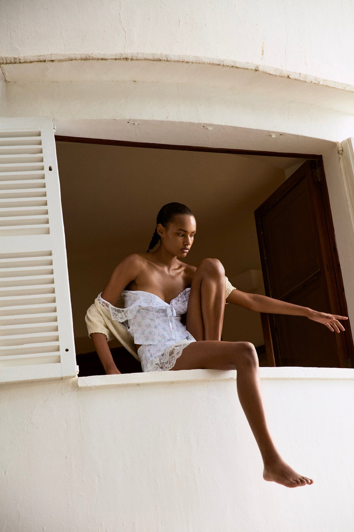 Sweet Escape Short - White