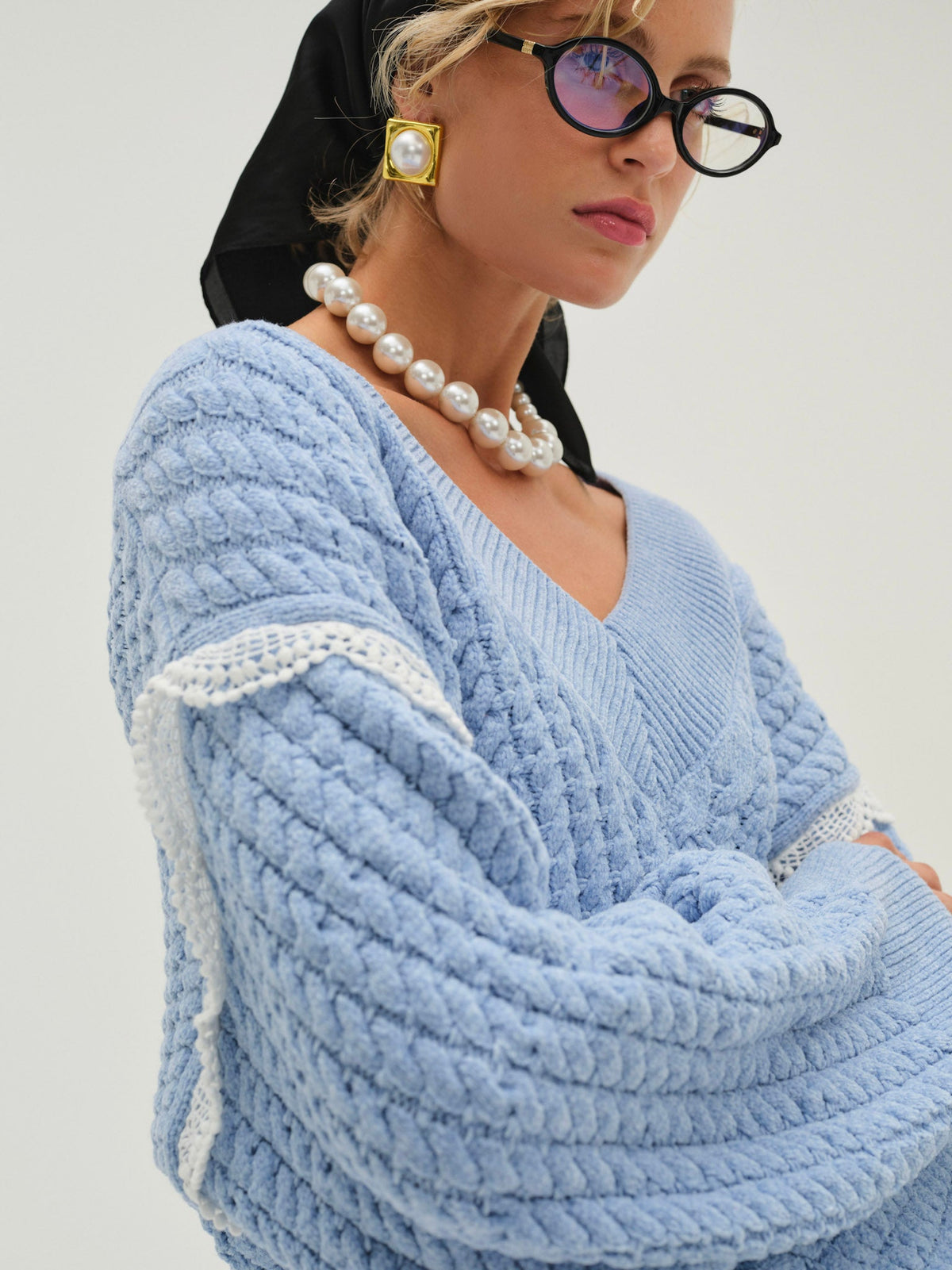 Tierra Oversized V-Neck Sweater - Blue