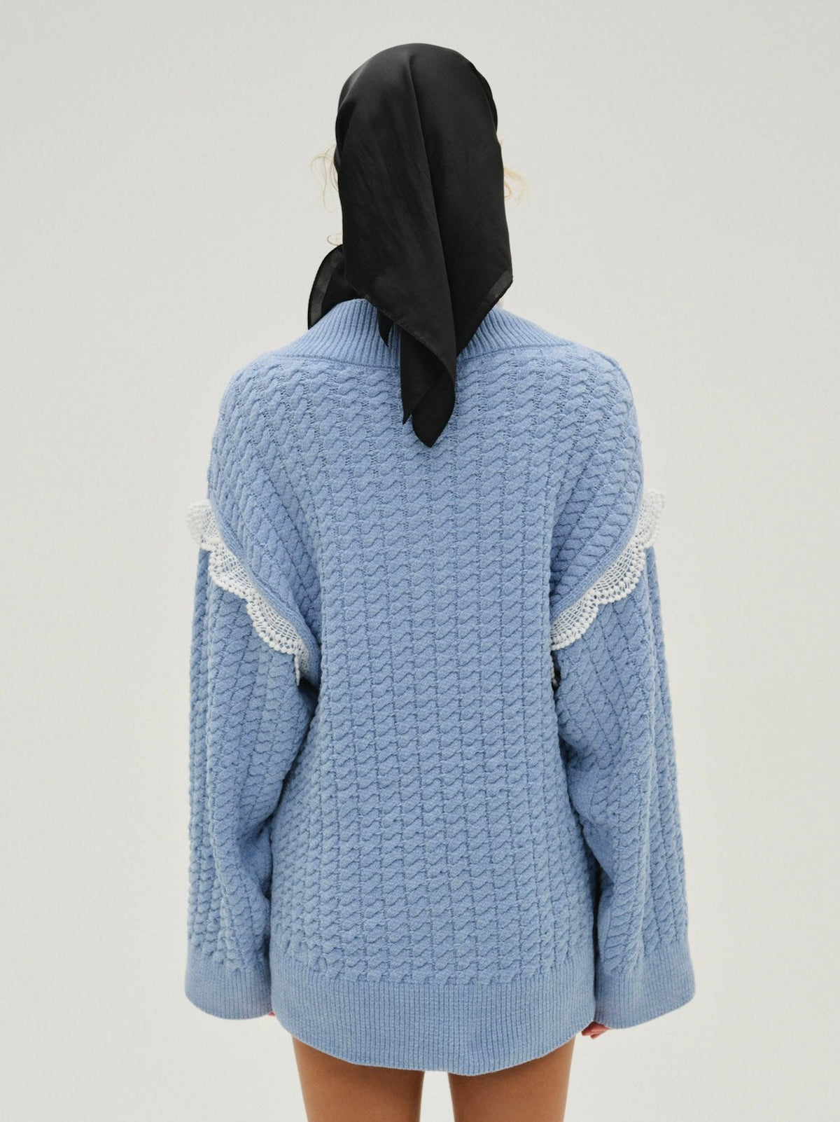 Tierra Oversized V-Neck Sweater - Blue