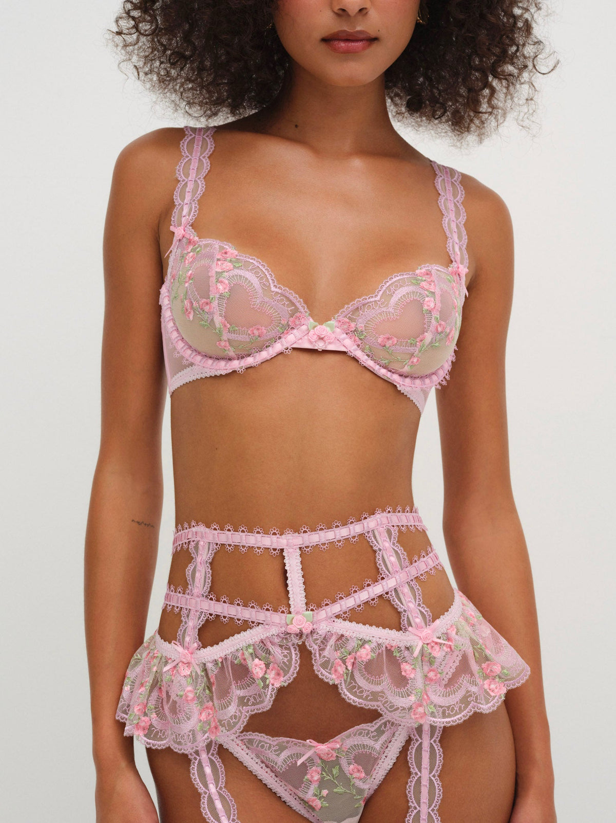 Ily Embroidered Underwire Bra - Pink