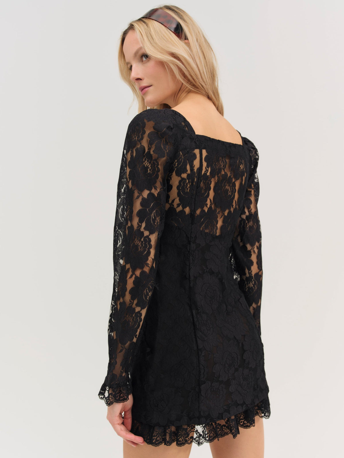 Claudia Rose Lace Long Sleeve Mini Dress - Black