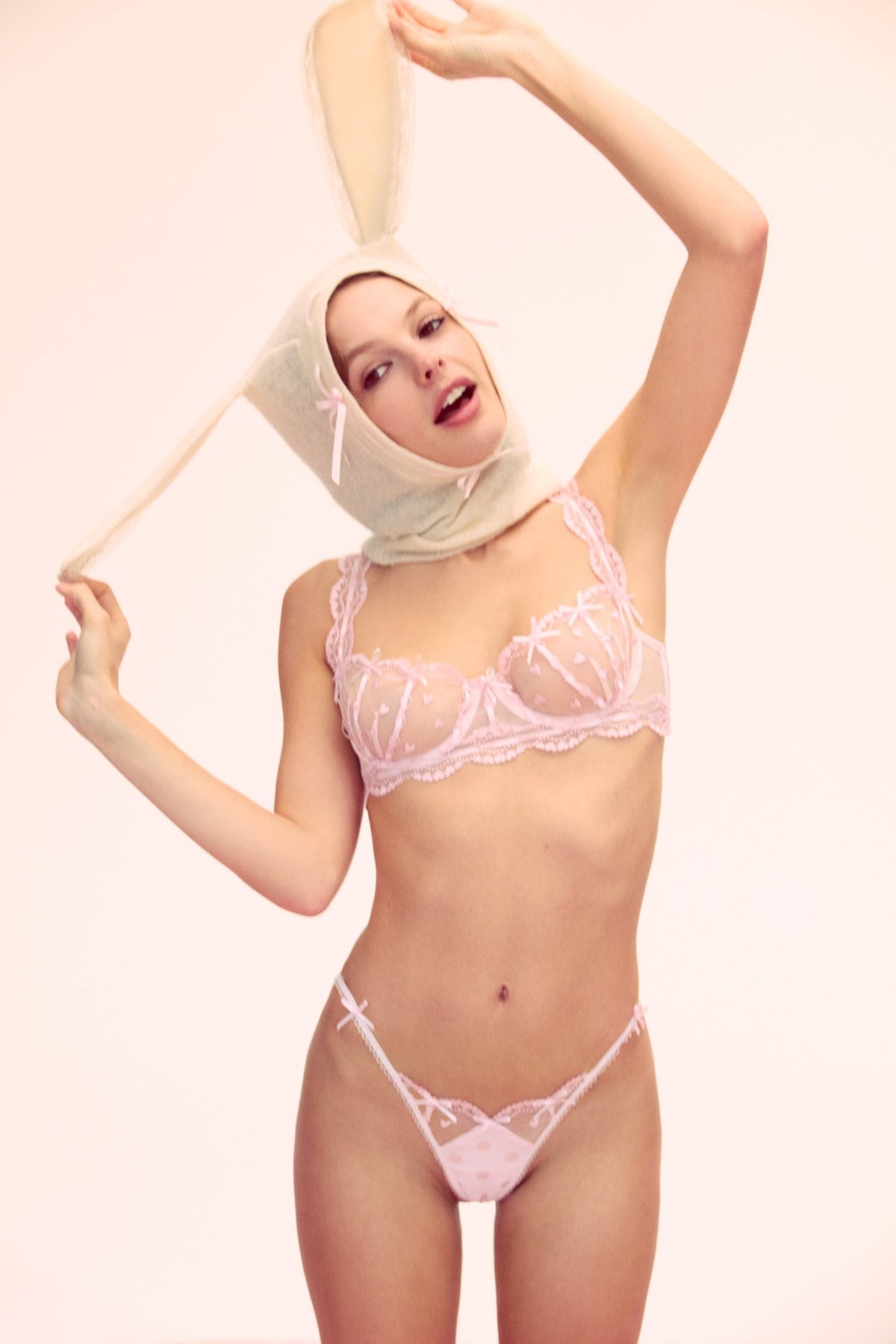 Slotted Hearts Underwire Bra - Pink
