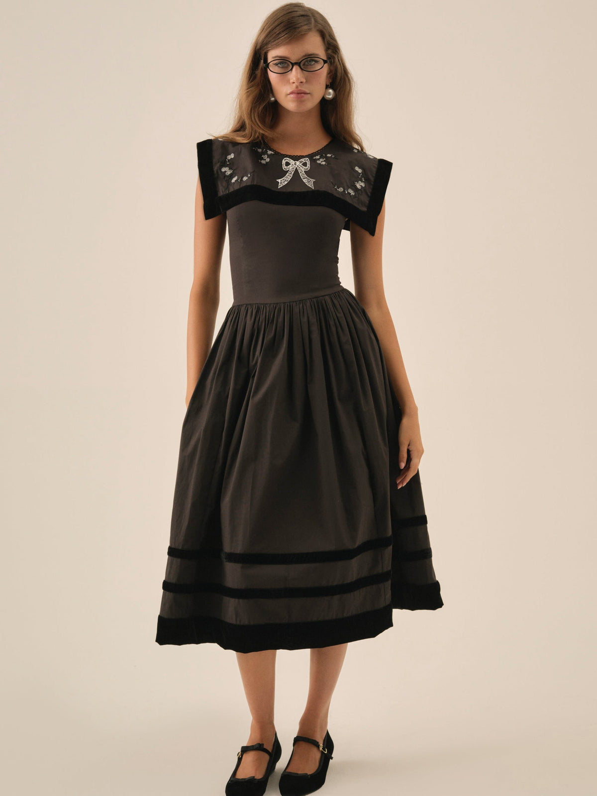 Train Station Poplin Midi Dress - Black