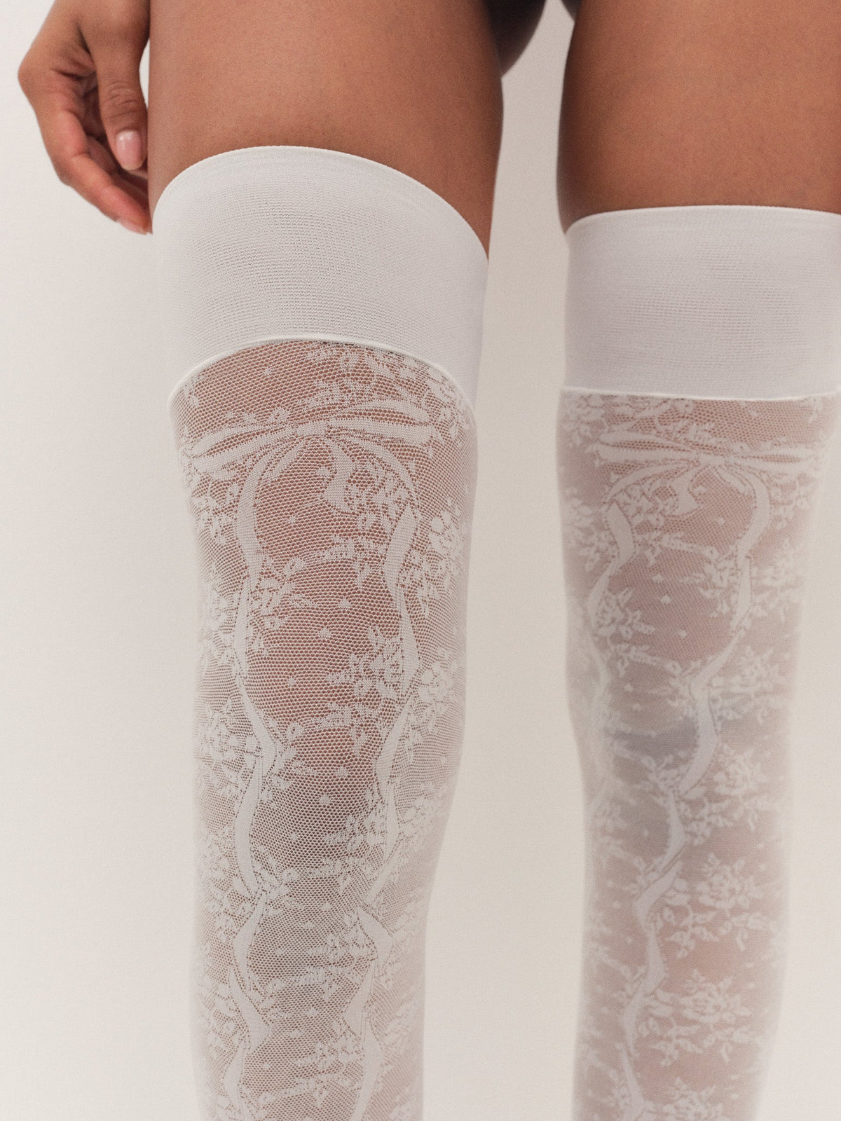 Lily Thigh High Stockings - White
